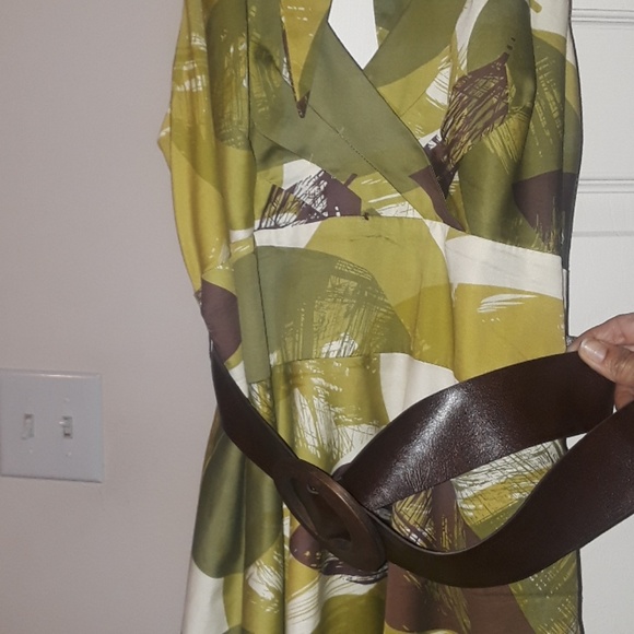 Dress - Picture 3 of 3